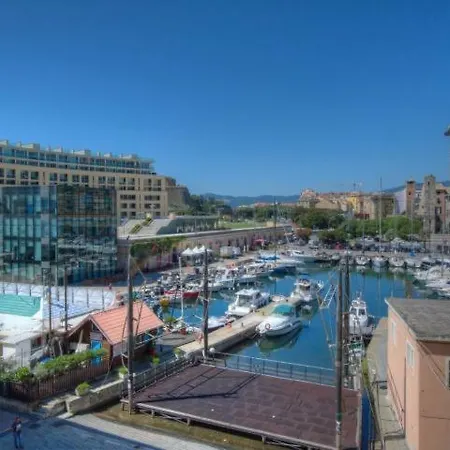 Vista Sul Porto Di *